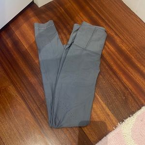 Grey lululemon leggings